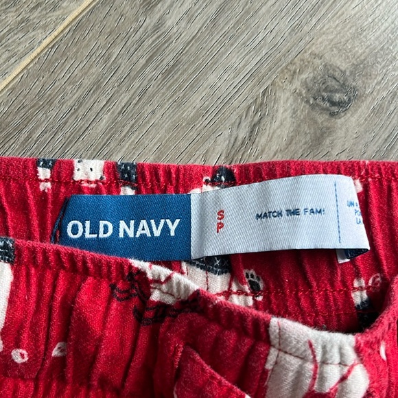 Old Navy Skiing Polar Bear Red Pajama Pants - Picture 4 of 4
